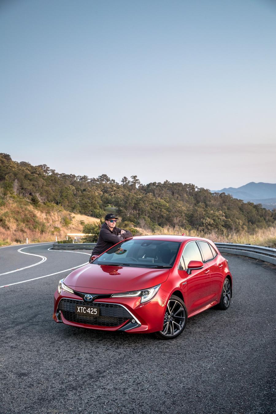  Toyota Corolla ZR Hybrid 2018 года  (AU) (фото 26 из 30)